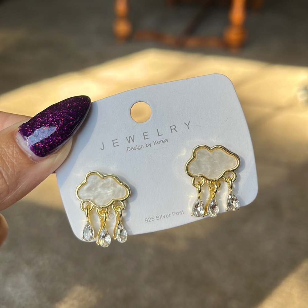 Brand New Gold Rhinestone Charm Cloud Earrings
